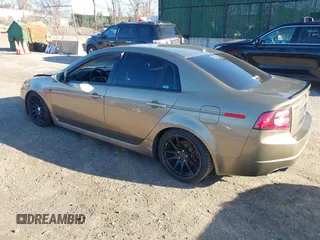 2008 Acura TL with VIN 19UUA66278A021848, listed as a IAAI auction lot 41757893 with 122,940 mi miles. Bid and sale history available at carsss.com. Image 3.