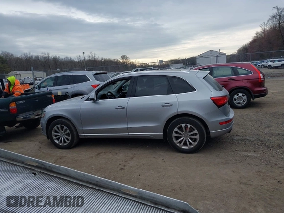 2016 Audi Q5 Premium Plus with VIN WA1L2AFP2GA090770, listed as a IAAI auction lot 41905423 with 252,304 mi miles. Bid and sale history available at carsss.com. Image 14.