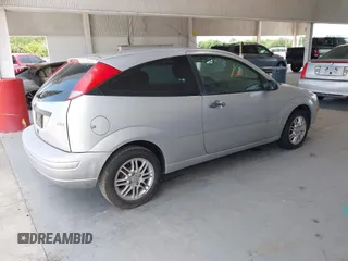 2005 Ford Focus S with VIN 3FAFP31N15R101692, listed as a IAAI auction lot 42201021 with 95,367 mi miles and . Bid and sale history available at carsss.com. Image 4.