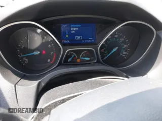 2014 Ford Focus SE with VIN 1FADP3F22EL185266, listed as a IAAI auction lot 42168142 with 177,283 mi miles and . Bid and sale history available at carsss.com. Image 7.
