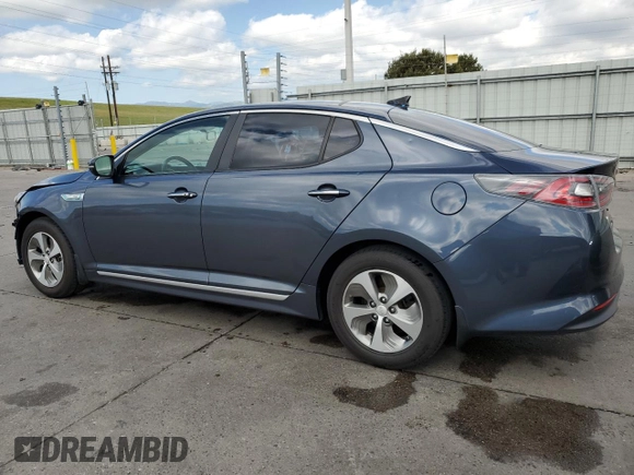 2014 Kia Optima LX with VIN KNAGM4AD7E5072011, listed as a Copart auction lot 61938205 with 132,521 mi miles and Salvage title. Bid and sale history available at DreamBid. Image 2.