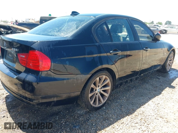 2011 BMW 3 Series 328i with VIN WBAPH7C59BE680801, listed as a IAAI auction lot 42019261 with 151,874 mi miles and . Bid and sale history available at carsss.com. Image 4.