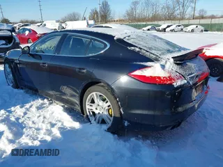 2010 Porsche Panamera S z VIN WP0AB2A78AL063353, wystawiony jako IAAI lot #41592508 z przebiegiem 75 113 mil mil oraz . Historia ofert i sprzedaży dostępna na DreamBid. Obrazek 3.