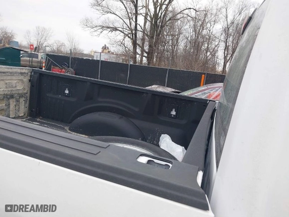 2019 Ford F-150 XL with VIN 1FTMF1CB8KKD48199, listed as a IAAI auction lot 41465864 with 94,566 mi miles. Bid and sale history available at carsss.com. Image 8.
