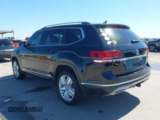 2018 Volkswagen Atlas SEL Premium with VIN 1V2NR2CA3JC542820, listed as a IAAI auction lot 41771245 with 68,462 mi miles and . Bid and sale history available at DreamBid. Image 3.