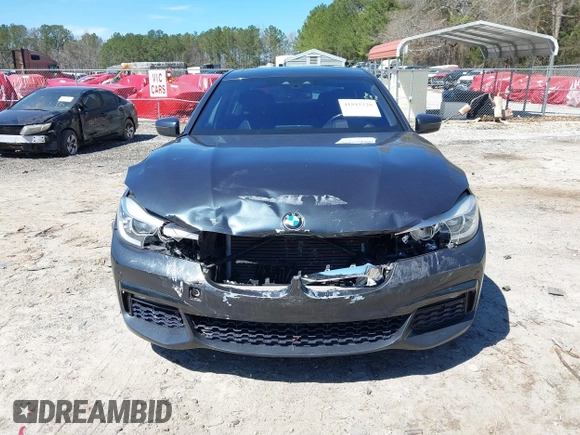 2016 BMW 7 Series 740i with VIN WBA7E2C54GG714649, listed as a IAAI auction lot 41815220 with 89,029 mi miles. Bid and sale history available at carsss.com. Image 12.