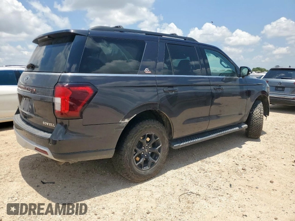 2022 Ford Expedition Timberline with VIN 1FMJU1RT5NEA18012, listed as a Copart auction lot 61226845 with 105,464 mi miles and Salvage title. Bid and sale history available at DreamBid. Image 3.