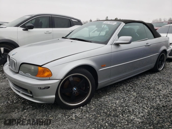 2002 BMW 3 Series 325Ci with VIN WBABS33412PG84795, listed as a Copart auction lot 45475085 with 0 mi miles and Salvage Title. Bid and sale history available at carsss.com. Image 1.