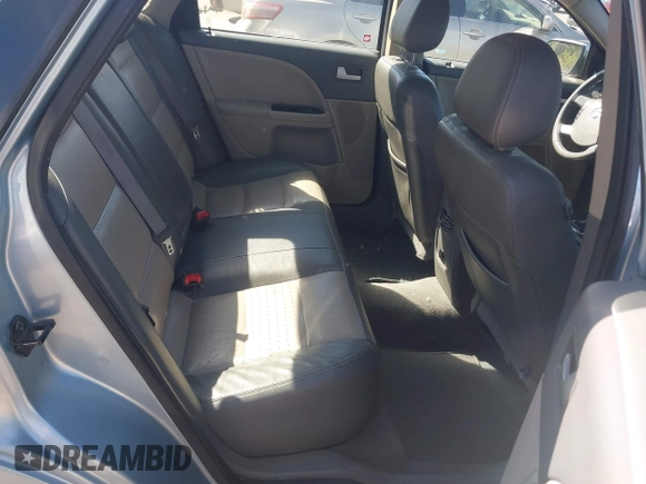 2008 Mercury Sable Premier with VIN 1MEHM43W18G610215, listed as a IAAI auction lot 42305122 with 200,368 mi miles and . Bid and sale history available at DreamBid. Image 8.