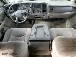 2004 Chevrolet Tahoe LS with VIN 1GNEC13T64R216680, listed as a Copart auction lot 47055305 with 205,789 mi miles and Clean Title. Bid and sale history available at carsss.com. Image 8.