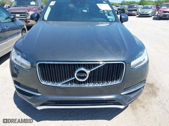 2016 Volvo XC90 T6 Momentum with VIN YV4A22PK4G1040956, listed as a IAAI auction lot 42027275 with 137,247 mi miles. Bid and sale history available at carsss.com. Image 11.