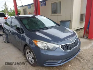 2016 Kia Forte LX z VIN KNAFX4A68G5552985, wystawiony jako IAAI lot #42245539 z przebiegiem 122 149 mil mil oraz . Historia ofert i sprzedaży dostępna na DreamBid. Obrazek 1.