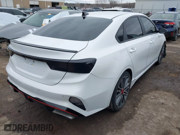 2022 Kia Forte GT with VIN 3KPF44AC8NE438035, listed as a IAAI auction lot 41229541 with 32,911 mi miles. Bid and sale history available at carsss.com. Image 4.