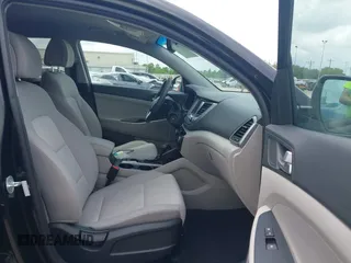 2018 Hyundai Tucson SEL with VIN KM8J3CA47JU696408, listed as a IAAI auction lot 42097978 with 57,607 mi miles and . Bid and sale history available at DreamBid. Image 5.