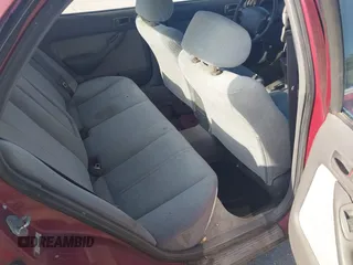 1995 Toyota Camry LE z VIN JT2SK12E6S0318069, wystawiony jako IAAI lot #42003618 z przebiegiem 235 623 mil mil oraz . Historia ofert i sprzedaży dostępna na DreamBid. Obrazek 8.