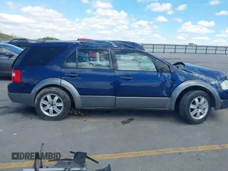 2005 Ford Freestyle SE with VIN 1FMZK041X5GA40830, listed as a IAAI auction lot 42323519 with Not provided miles and . Bid and sale history available at DreamBid. Image 14.