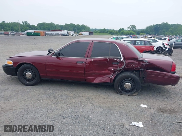 2008 Ford Police Interceptor z VIN 2FAFP71V18X152770, wystawiony jako IAAI lot #42501613 z przebiegiem Nie podano mil oraz . Historia ofert i sprzedaży dostępna na DreamBid. Obrazek 14.