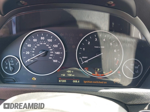2018 BMW 3 Series с VIN WBA8F1C54JAE92929, выставлен на аукционе IAAI как лот 42236074 с пробегом 87 285 миль миль и . История ставок и продаж доступна на DreamBid. Изображение 7.