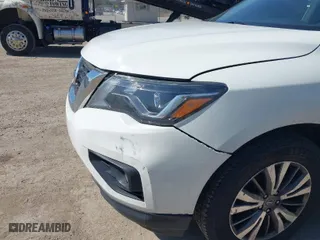 2018 Nissan Pathfinder S with VIN 5N1DR2MM5JC670980, listed as a IAAI auction lot 41808851 with 146,838 mi miles. Bid and sale history available at carsss.com. Image 17.