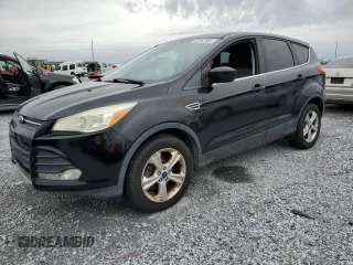 2013 Ford Escape SE z VIN 1FMCU0GX2DUD15316, wystawiony jako Copart lot #62353865 z przebiegiem 81 848 mil mil oraz Czysty tytuł • Clean title. Historia ofert i sprzedaży dostępna na DreamBid. Obrazek 1.