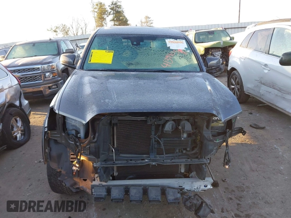 2018 Toyota Tacoma SR with VIN 5TFCZ5AN7JX154112, listed as a IAAI auction lot 41394058 with 158,045 mi miles. Bid and sale history available at carsss.com. Image 12.