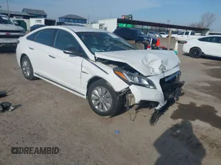 2017 Hyundai Sonata SE with VIN KMHE24L3XHA067672, listed as a IAAI auction lot 41586501 with Not Provided miles and . Bid and sale history available at DreamBid. Image 1.