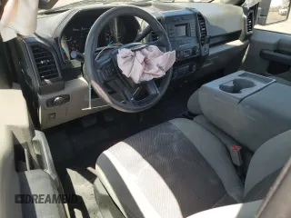 2017 Ford F-150 XL z VIN 1FTMF1C85HKD95543, wystawiony jako Copart lot #58198285 z przebiegiem 114 579 mil mil oraz Szkoda całkowita • Salvage title. Historia ofert i sprzedaży dostępna na DreamBid. Obrazek 8.