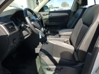 2019 Volkswagen Atlas SE with VIN 1V2DR2CA2KC533880, listed as a Copart auction lot 57353705 with 104,110 mi miles and Salvage title. Bid and sale history available at DreamBid. Image 7.