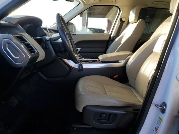 2019 Land Rover Range Rover Sport SE with VIN SALWG2RKXKA421512, listed as a Copart auction lot 83302044 with 102,845 mi miles and Salvage Title. Bid and sale history available at DreamBid. Image 7.