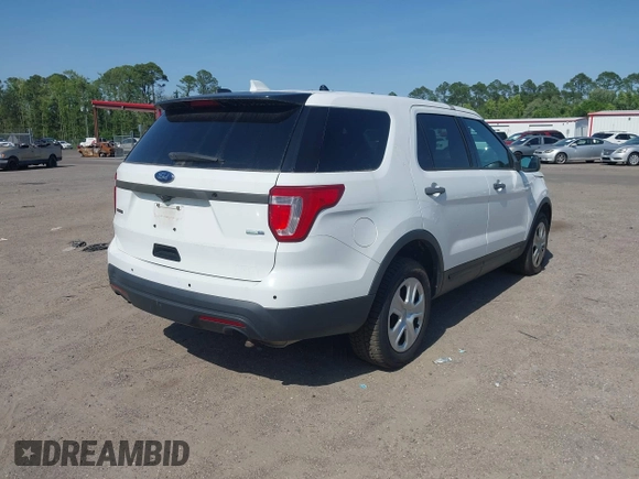 2017 Ford Police Interceptor Utility z VIN 1FM5K8ARXHGB93123, wystawiony jako IAAI lot #42276763 z przebiegiem 69 136 mil mil oraz . Historia ofert i sprzedaży dostępna na DreamBid. Obrazek 4.
