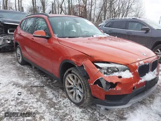 2015 BMW X1 xDrive28i with VIN WBAVL1C51FVY33650, listed as a IAAI auction lot 41400985 with 132,484 mi miles. Bid and sale history available at carsss.com. Image 6.