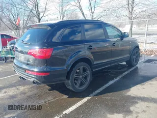 2014 Audi Q7 3.0T S line Prestige with VIN WA1DGAFE5ED015805, listed as a IAAI auction lot 41547198 with 135,309 mi miles. Bid and sale history available at carsss.com. Image 4.