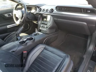 2021 Ford Mustang Mach 1 with VIN 1FA6P8R09M5553543, listed as a Copart auction lot 70887534 with 32,439 mi miles and Salvage Title. Bid and sale history available at carsss.com. Image 8.