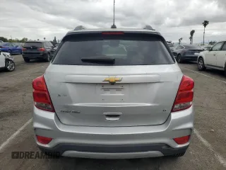 2017 Chevrolet Trax LT with VIN 3GNCJPSBXHL167585, listed as a Copart auction lot 53670845 with 95,871 mi miles and Salvage Title. Bid and sale history available at carsss.com. Image 6.