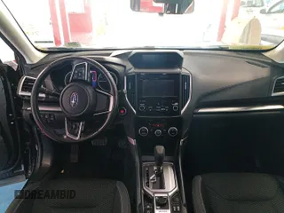 2023 Subaru Forester Premium z VIN JF2SKAEC1PH477884, wystawiony jako IAAI lot #42794098 z przebiegiem 70 520 mil mil oraz . Historia ofert i sprzedaży dostępna na DreamBid. Obrazek 9.