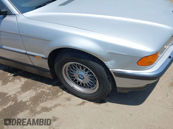 2000 BMW 7 Series 740iL with VIN WBAGH8341YDP14211, listed as a IAAI auction lot 42671152 with 247,472 mi miles and . Bid and sale history available at DreamBid. Image 6.