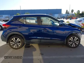 2020 Nissan Kicks SV with VIN 3N1CP5CV3LL485676, listed as a IAAI auction lot 41670042 with 64,125 mi miles. Bid and sale history available at carsss.com. Image 14.