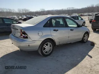 2002 Ford Focus SE with VIN 1FAFP34352W249783, listed as a Copart auction lot 48492845 with 241,170 mi miles and Salvage Title. Bid and sale history available at carsss.com. Image 3.