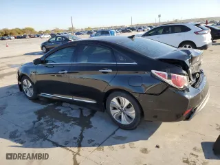2013 Hyundai Sonata Hybrid Limited w/Panoramic Sunroof Pkg with VIN KMHEC4A45DA067808, listed as a Copart auction lot 83550364 with 105,604 mi miles and Clean Title. Bid and sale history available at carsss.com. Image 2.