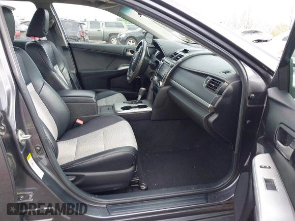 2014 Toyota Camry L with VIN 4T1BF1FK9EU818893, listed as a IAAI auction lot 42051996 with 125,924 mi miles. Bid and sale history available at carsss.com. Image 5.