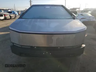 2024 Tesla Cybertruck z VIN 7G2CEHED6RA013370, wystawiony jako Copart lot #83842374 z przebiegiem 58 mil mil oraz Szkody całkowita. Historia ofert i sprzedaży dostępna na DreamBid. Obrazek 5.