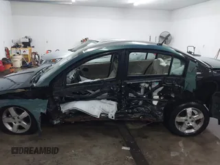 2007 Saturn ION ION 3 z VIN 1G8AL55F87Z126631, wystawiony jako IAAI lot #41270065 z przebiegiem 146 989 mil mil oraz . Historia ofert i sprzedaży dostępna na DreamBid. Obrazek 15.