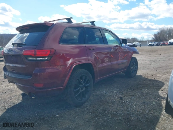 2018 Jeep Grand Cherokee Laredo E with VIN 1C4RJFAG9JC502525, listed as a IAAI auction lot 41683357 with 72,210 mi miles. Bid and sale history available at carsss.com. Image 4.