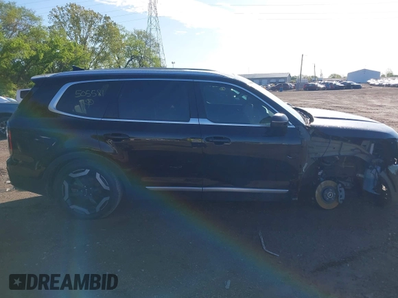 2024 Kia Telluride EX X-Line with VIN 5XYP3DGCXRG505581, listed as a IAAI auction lot 42139087 with 15,454 mi miles and . Bid and sale history available at DreamBid. Image 14.