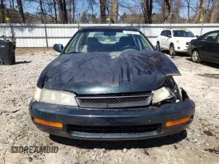 1997 Honda Accord EX with VIN 1HGCD5652VA034672, listed as a Copart auction lot 49098795 with 203,283 mi miles and Salvage Title. Bid and sale history available at DreamBid. Image 5.
