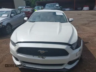 2017 Ford Mustang V6 z VIN 1FA6P8AM7H5219578, wystawiony jako IAAI lot #42611202 z przebiegiem 95 099 mil mil oraz . Historia ofert i sprzedaży dostępna na DreamBid. Obrazek 6.