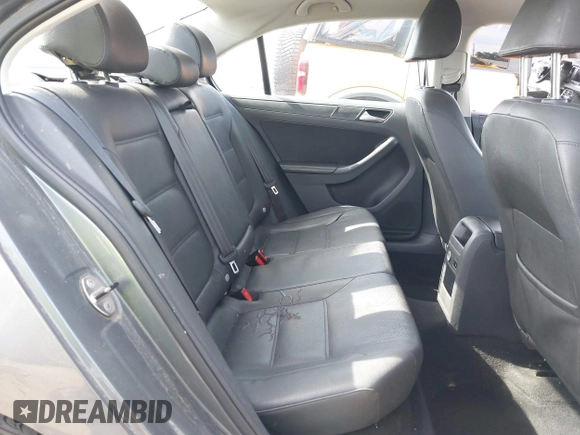 2012 Volkswagen Jetta SE with VIN 3VWDP7AJ6CM071389, listed as a IAAI auction lot 41437389 with 123,792 mi miles and . Bid and sale history available at DreamBid. Image 8.