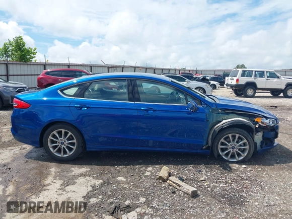 2017 Ford Fusion SE with VIN 3FA6P0H7XHR219184, listed as a IAAI auction lot 42469809 with 45,499 mi miles and . Bid and sale history available at DreamBid. Image 14.