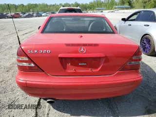 2001 Mercedes-Benz SLK 230/320 z VIN WDBKK65F01F214146, wystawiony jako Copart lot #53469645 z przebiegiem 88 119 mil mil oraz Szkody całkowita. Historia ofert i sprzedaży dostępna na DreamBid. Obrazek 6.