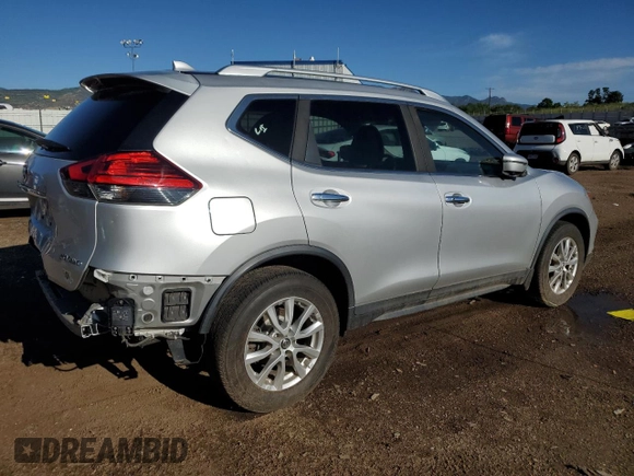 2017 Nissan Rogue SV with VIN KNMAT2MVXHP520321, listed as a Copart auction lot 60747285 with 88,293 mi miles and Salvage title. Bid and sale history available at DreamBid. Image 3.